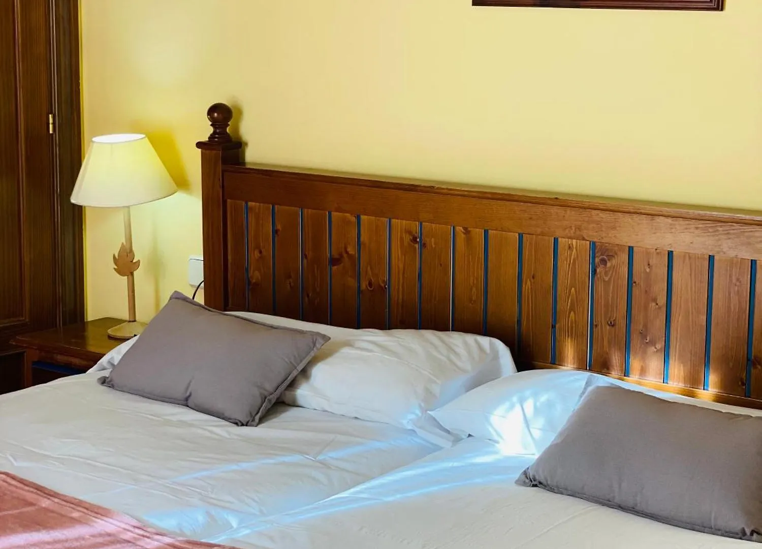 Aparthotel Es de Don Joan Unha